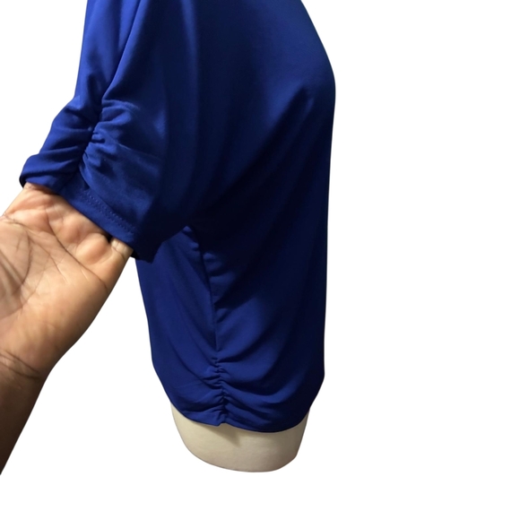 Chico's | Cobalt Blue Short Sleeve Tee Size Large (2) - Picture 2 of 6